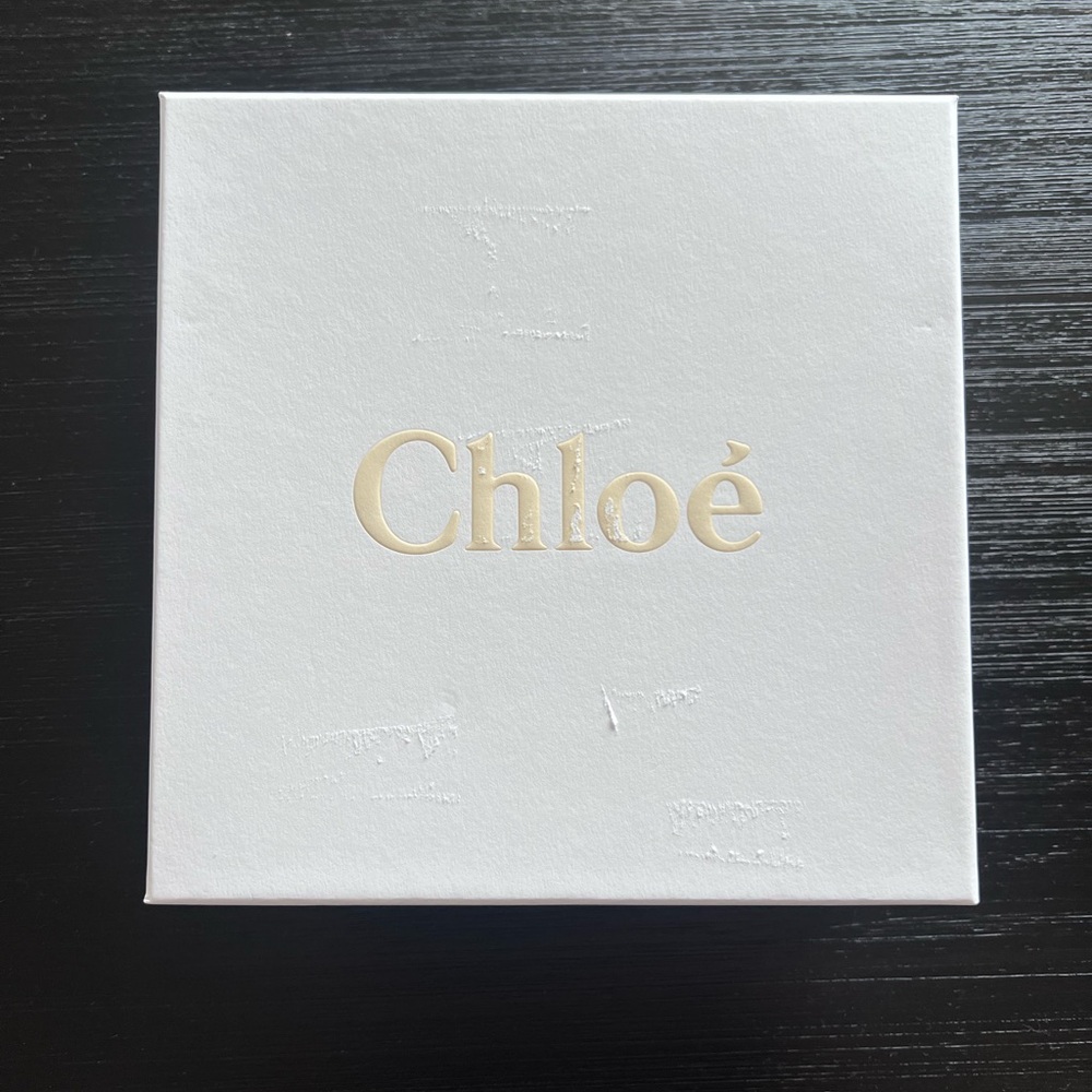 Chloé White Box